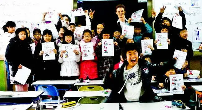 Nomadic Samuel teaching in South Korea 
