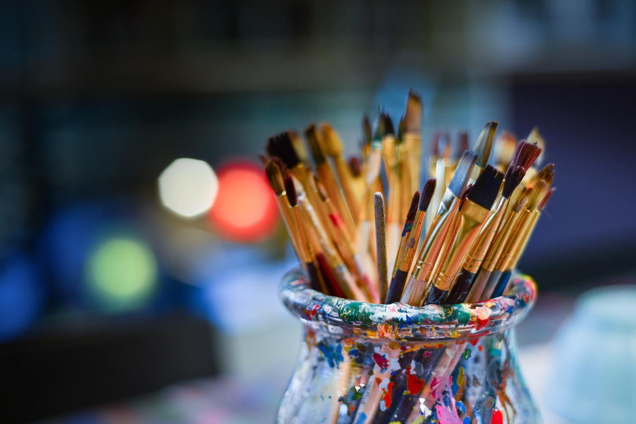 Paint brushes representing alternative investments 