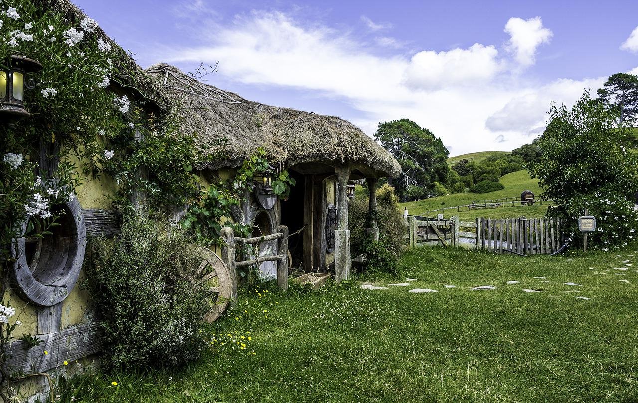 New Zealand Hobbit Shire 