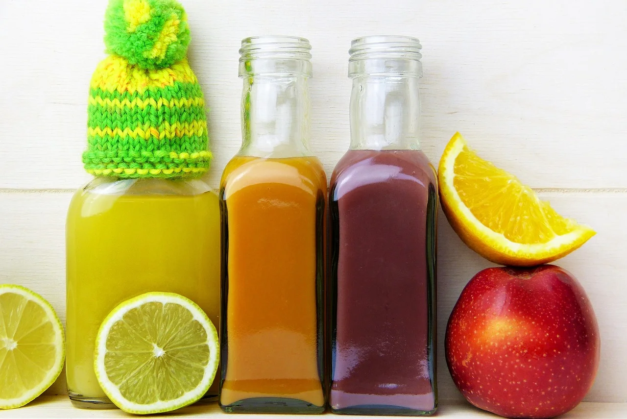 AGFiQ US Market Neutral Anti-Beta Fund for QBTL.TO ETF and BTAL ETF Review featuring colourful smoothies 