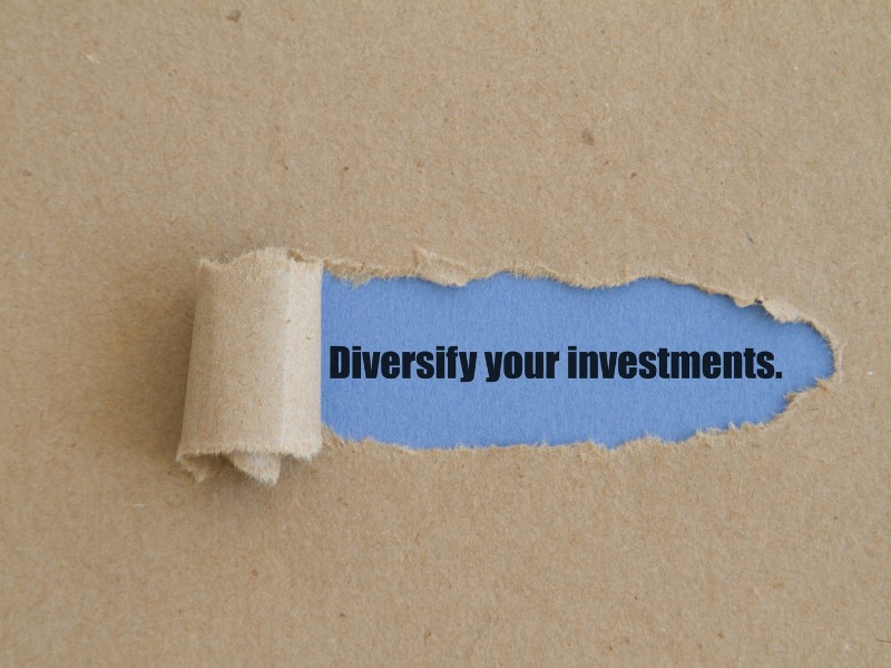 Diversify your investments to become a more disciplined investor 
